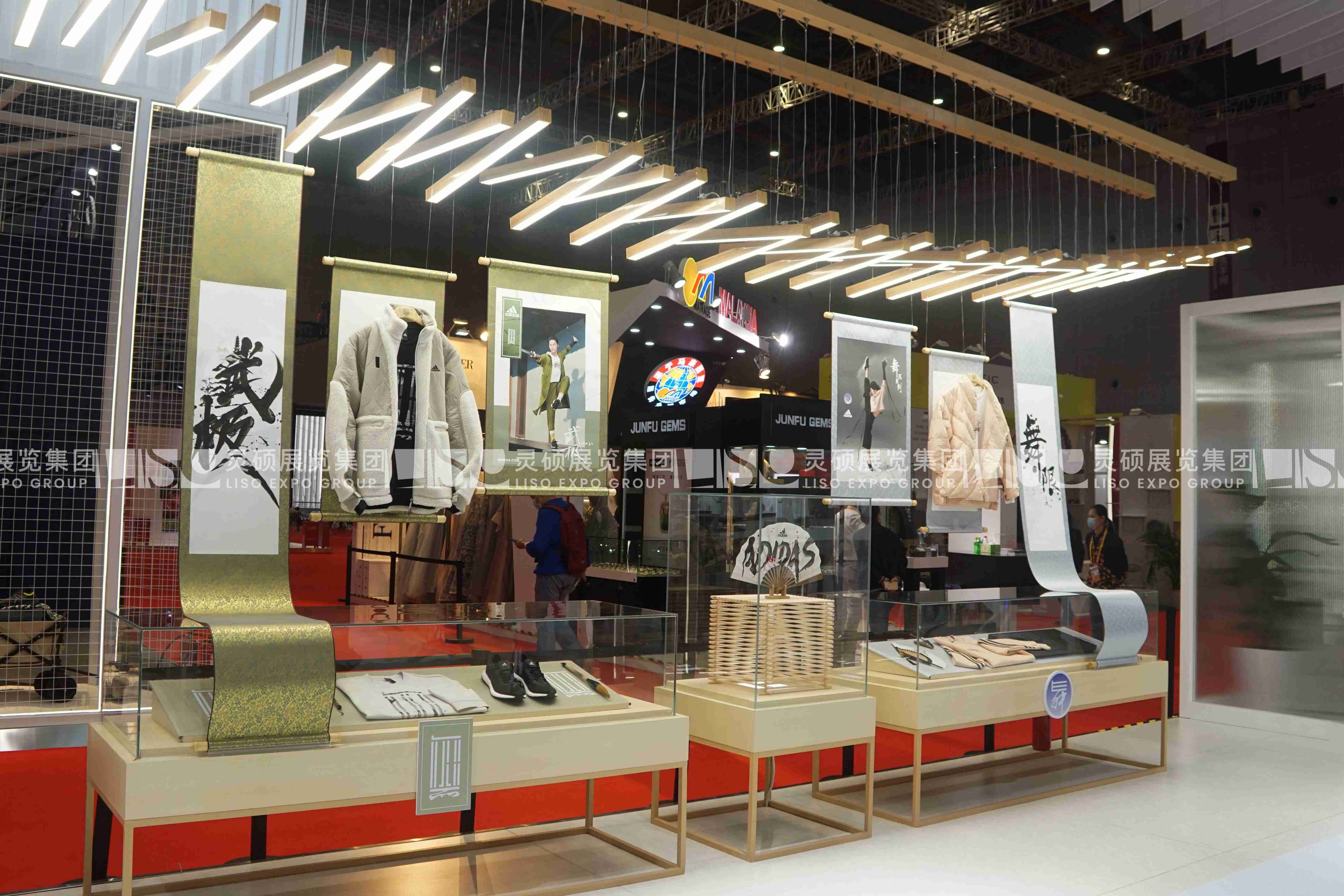 阿迪達斯Adidas-上海展會展臺設(shè)計搭建案例